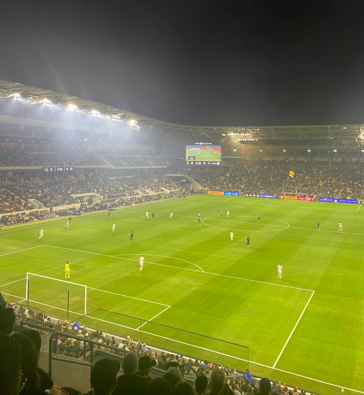 LAFC와 밴쿠버 화이트캡스가 맞붙은 2024년 경기 장면