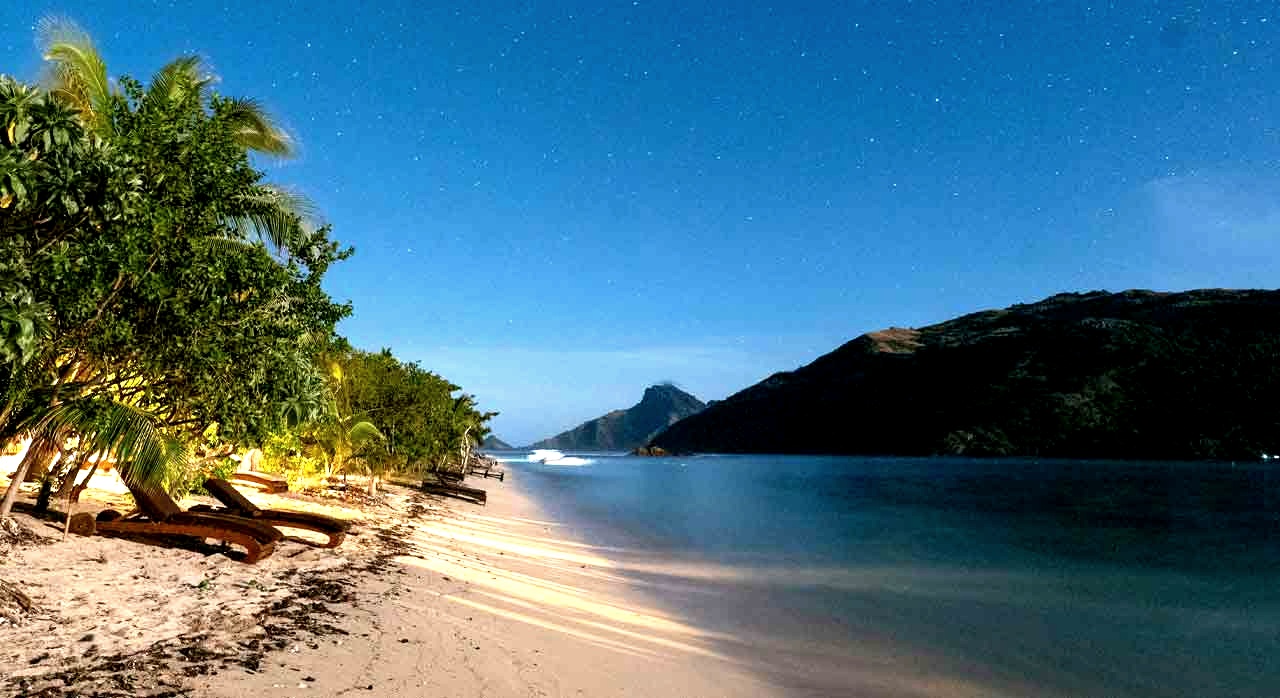 노을 진 피지의 바닷가 풍경. [ⓒPexels &lsquo;Mark Direen&lsquo;]