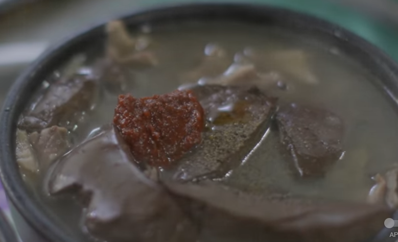 배성재 육회비빔밥-선지순대국밥-모듬순대