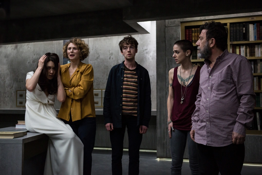 9명의 번역가들