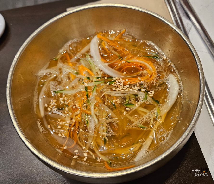 중문 고집돌우럭 밑반찬