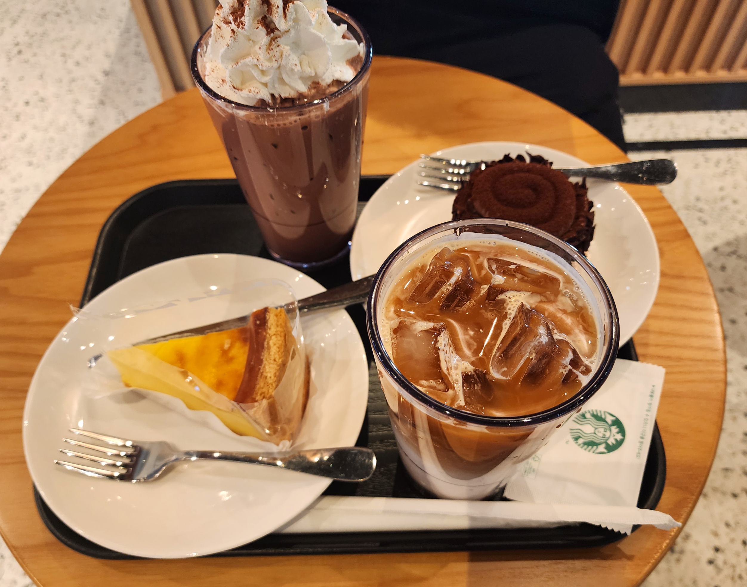 스타벅스_마롱헤이즐넛라떼