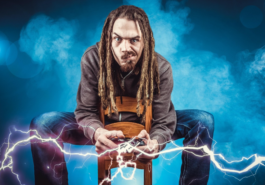 게임 스트리머와 관련된 사진