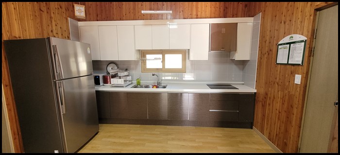 축령산자연휴양림-까치-주방-모습