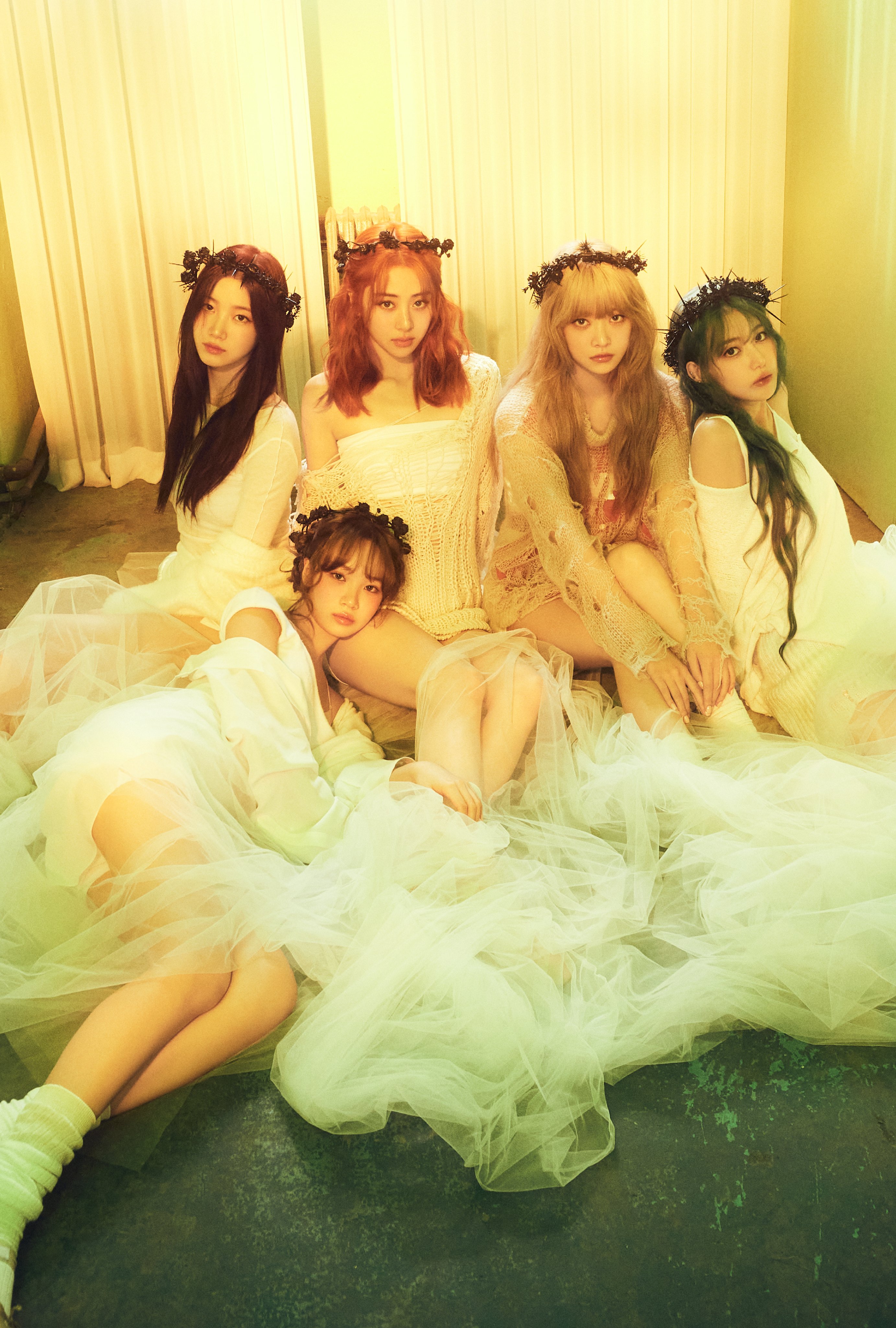 르세라핌 EASY 콘셉트2