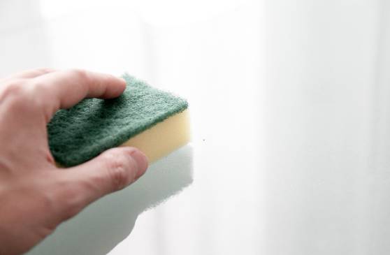 장마철 곰팡이 제거 방법