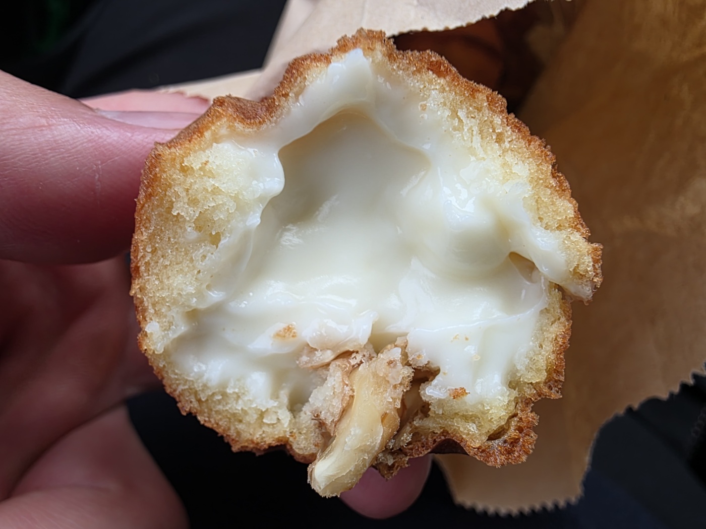 치즈 속 가득한 단면