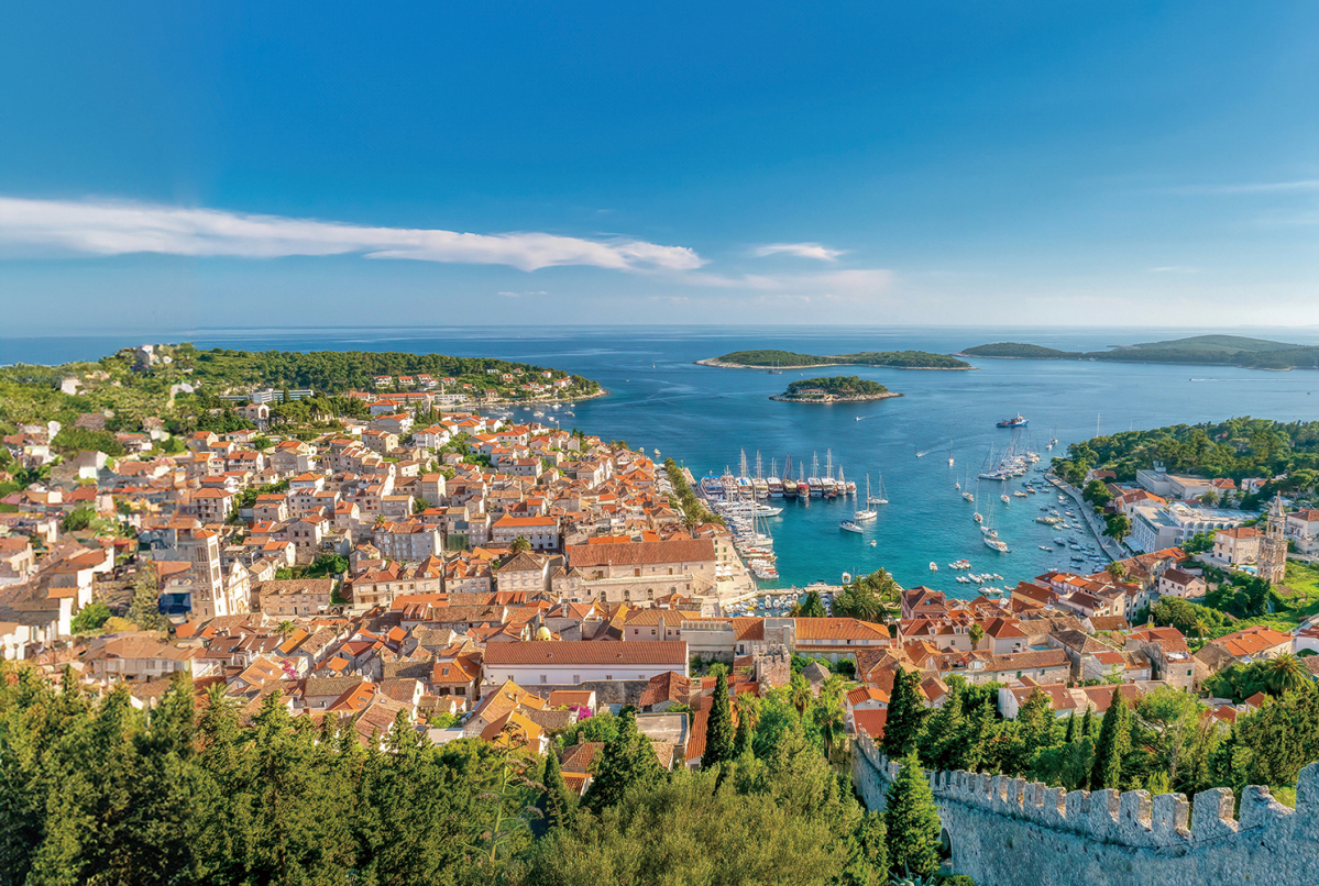 시니어 여행자를 위한 편안한 여행 팁 관련 이미지