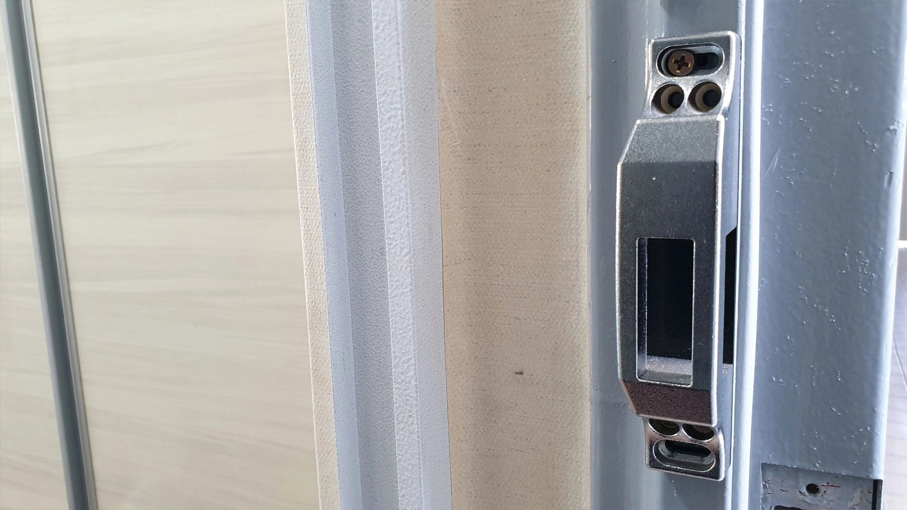 보조키 도어록 문틀 부품