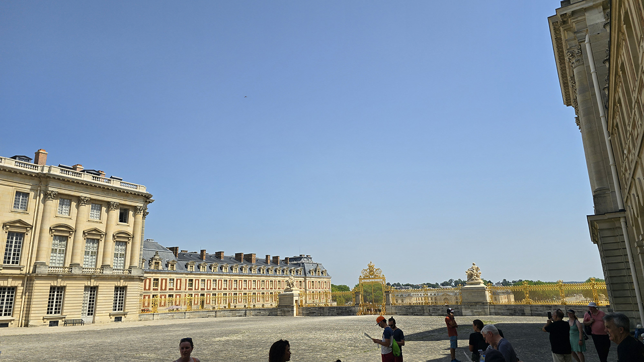 베르사유 궁전 입장 완료