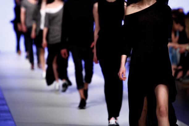 FASHION WEEK