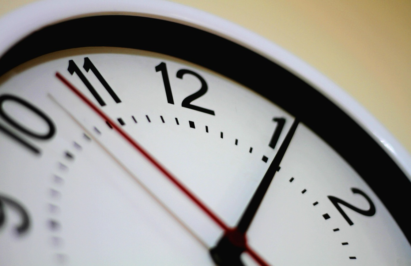 디지털 노마드를 위한 최적의 타임존 관리 전략 (시차를 활용한 업무 최적화)