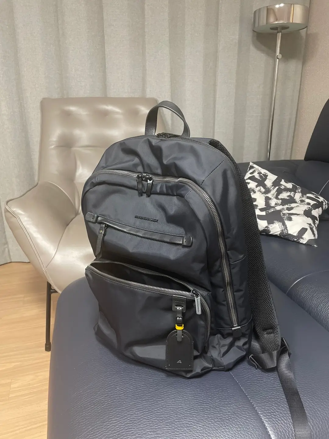 만다리나덕 백팩