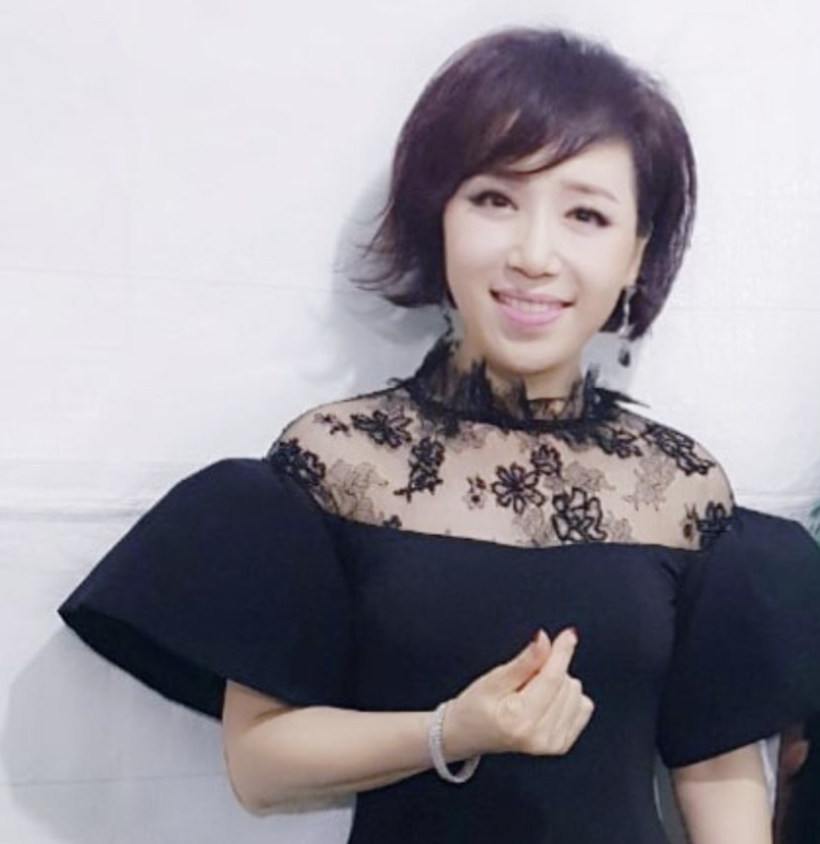 최유나33