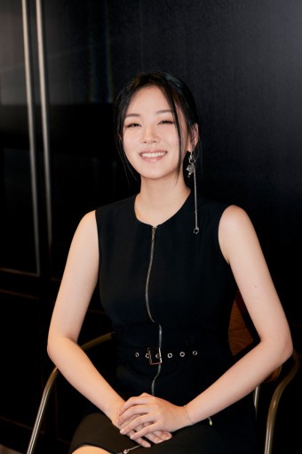 송중기 주연의 한국 느와르 영화 화란(홍사빈, 비비)