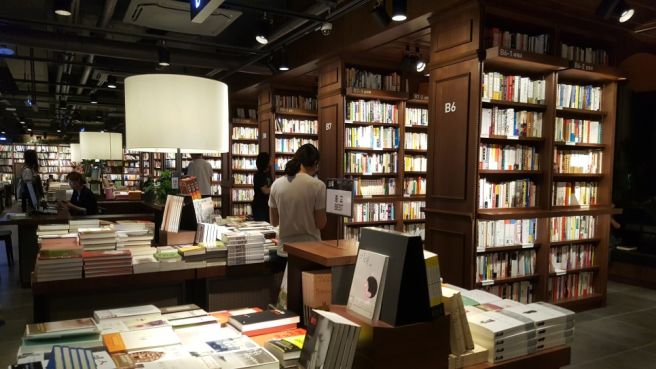 교보문고 갤러리 변신 하버드도서실 같은 교보문고