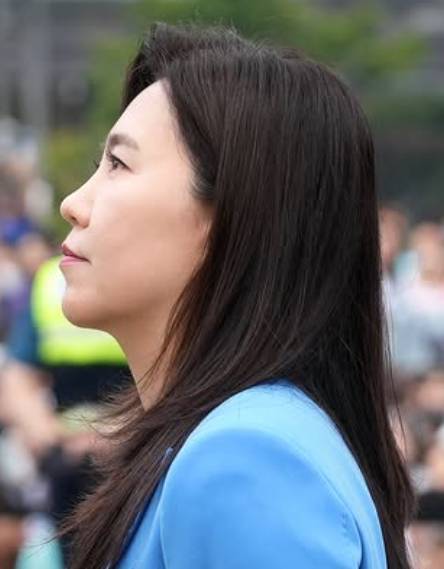 강유정 대변인 프로필, 나이, 저서, 영화 평론가, 문학 비평가