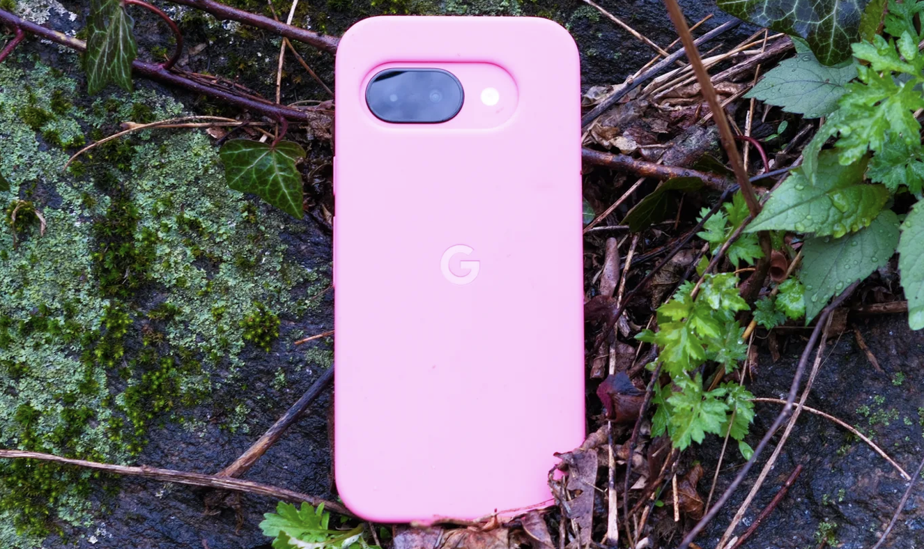 구글 픽셀 9a, 가격은 착한데 생김새는 글쎄…? 📱 가성비 스마트폰의 양면성