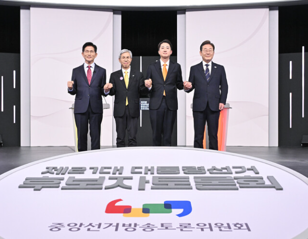 호텔경제론 노란봉투법 뜻 4년 연임제 뜻 중임제 차이 대선후보 TV토론회 분석