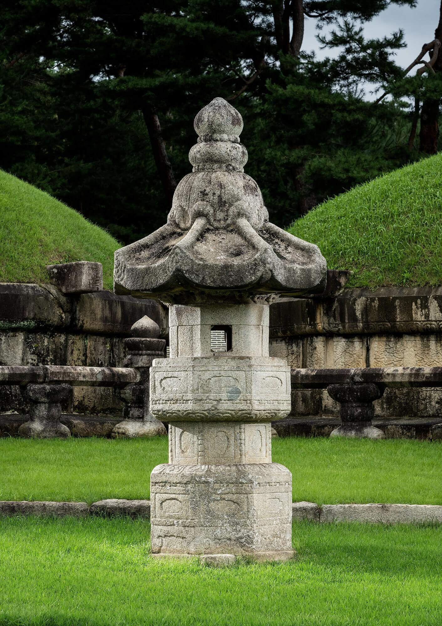 외척 정치의 그늘 속 군주, 조선 13대 왕 명종의 생애와 업적