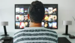 넷플릭스 맞대응 티빙 웨이브 더블요금제가 미디어 시장에 주는 의미