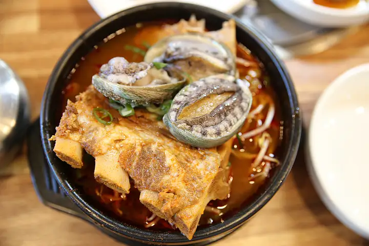 고양 서오릉 감자탕집 문어 해물 감자탕 돌문어 전복 딱새우 키조개 낙지 맛집 추천