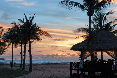 코타키나발루의 아름다운 석양과 리조트
