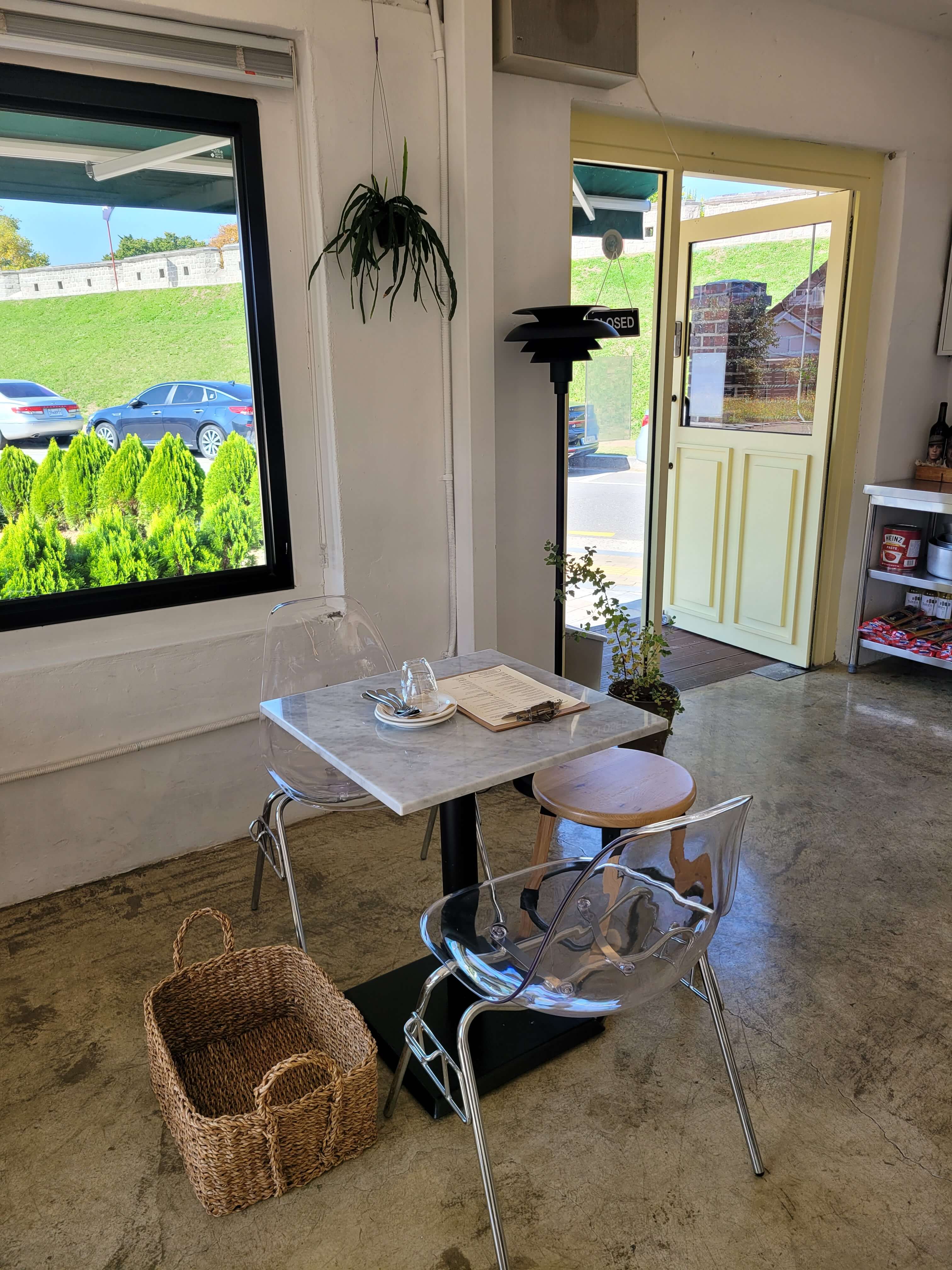 행리단길 카페 베니번베어