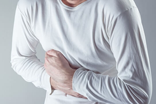 오른쪽 옆구리 통증 의심되는병