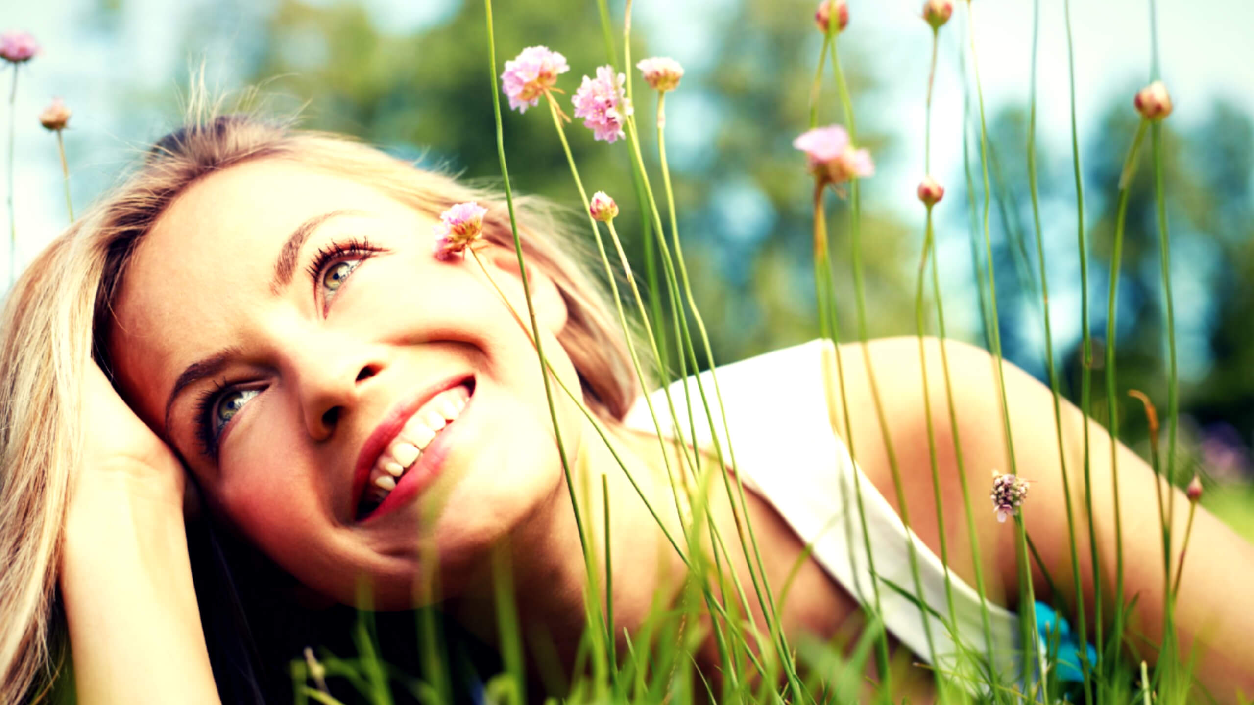 그릭요거트의 효능 중 행복 호르몬 증가