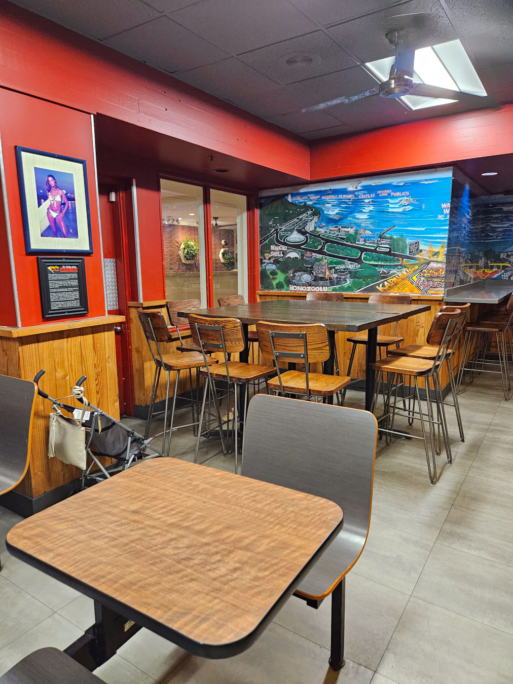 테디스 버거 내부