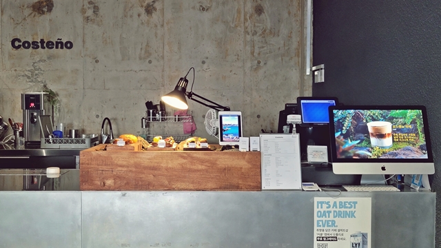 제주-종달리-해안도로-카페-꼬스뗀뇨