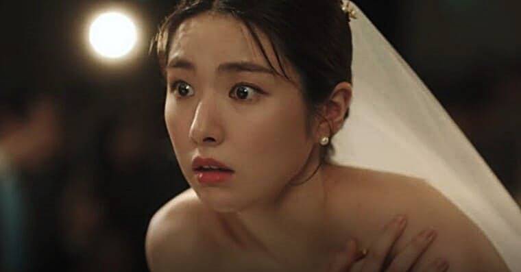 배우-하영