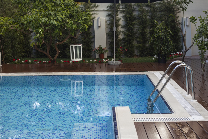 수영장과 뭐가다를까?