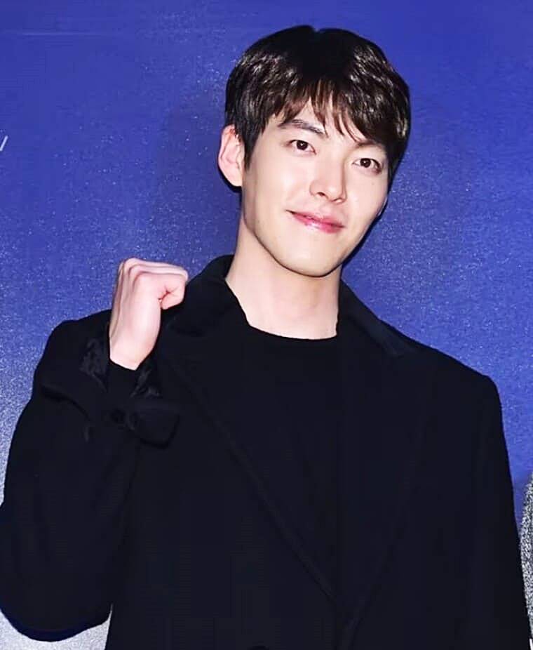 배우-김우빈
