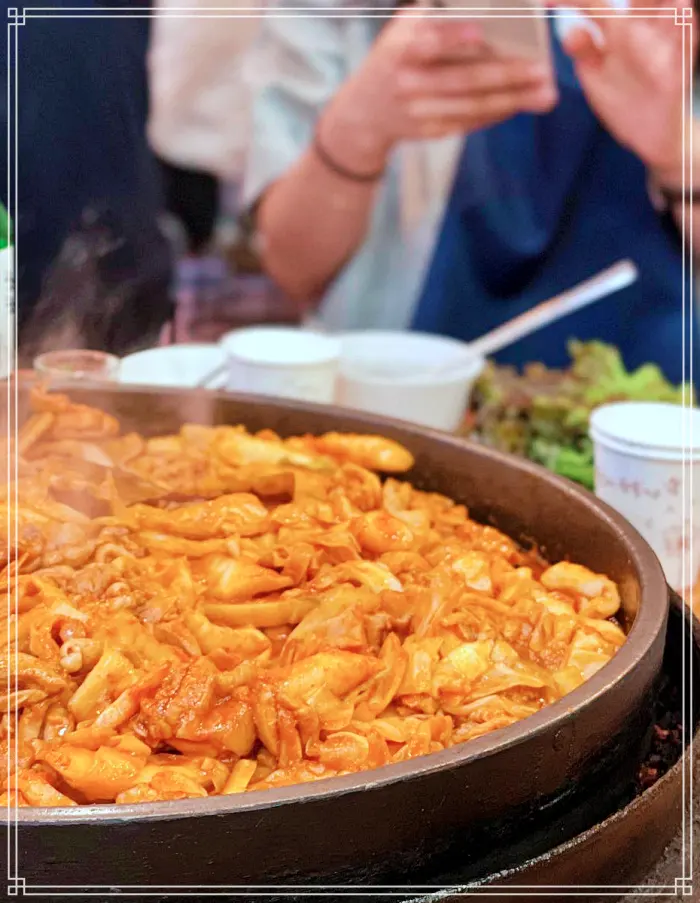 고두심이 좋아서 춘천 명동 닭갈비 골목 철판닭갈비, 막국수 맛집