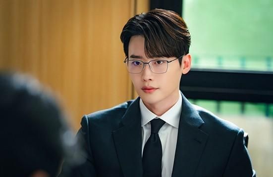 한국 영화의 ‘감정 누적’은 왜 폭발보다 더 무섭게 다가올까 관련 사진