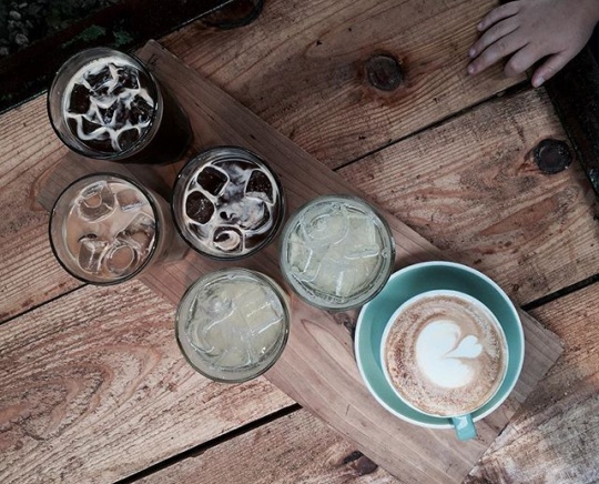 제주 협재 카페 '앤트러사이트'