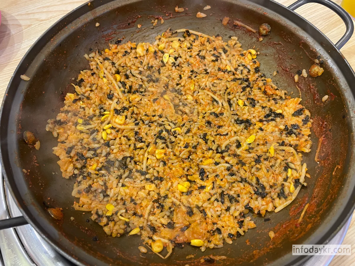 아주대-근처-맛집-동떡이-볶음밥