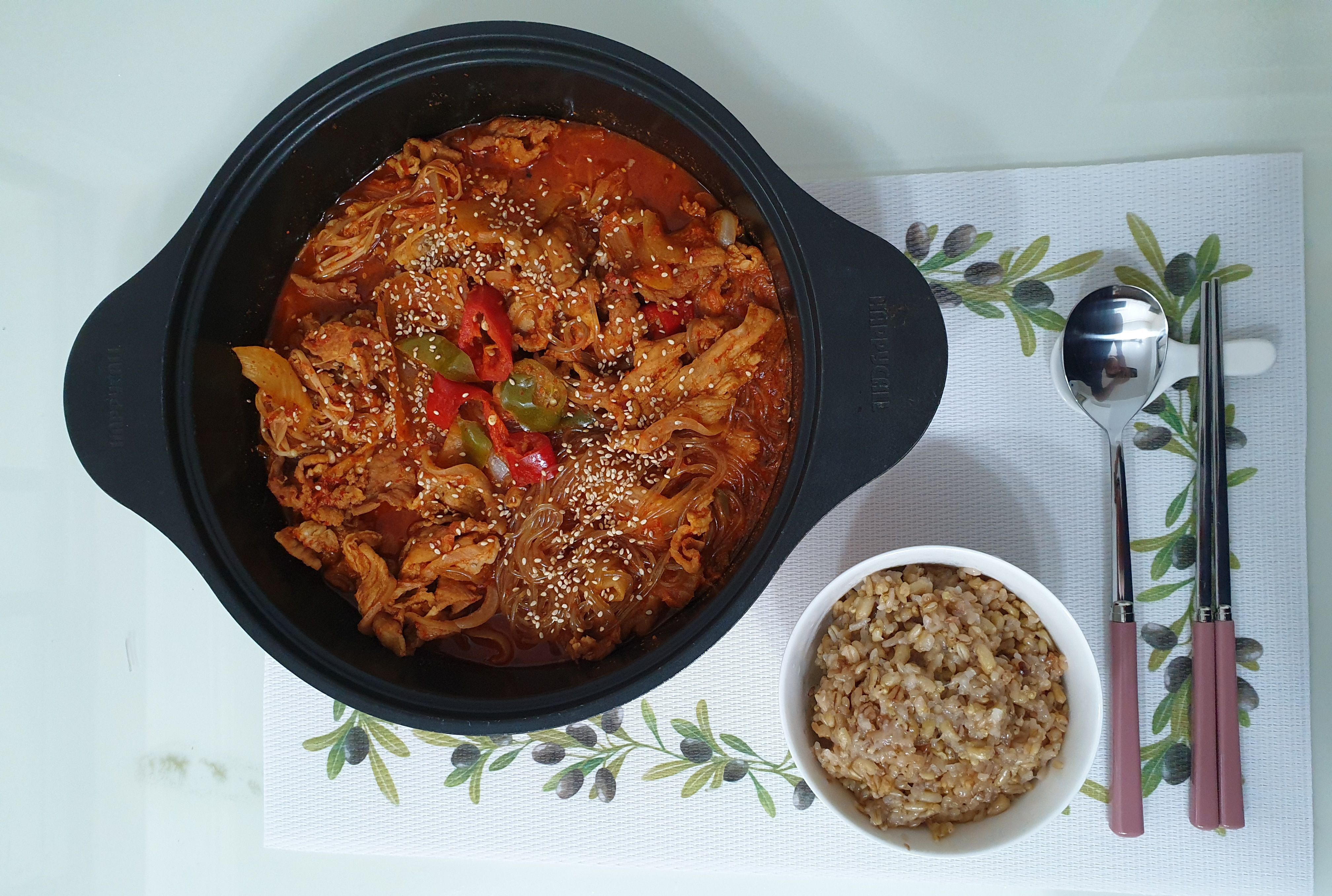 돼지고기 두루치기