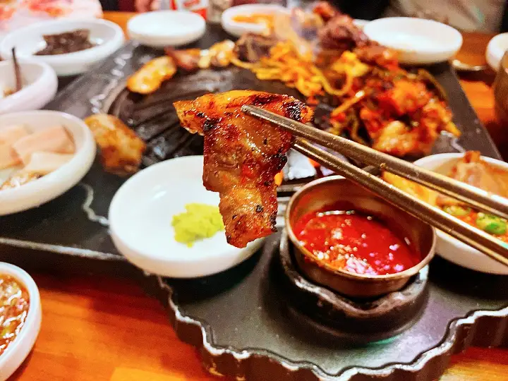 줄서는식당 강남 압구정 고기집 맛집 홍수현 제주 흑돼지 냉삼 꽃치마살 관자 구이 순두부찌개 비빔칼제비 권율 추천 48회 소개