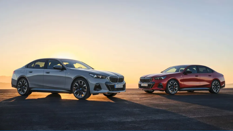 2025 BMW 5시리즈: 풀체인지 모델 정보, 가격, 연비, 그리고 경쟁 차종 비교분석