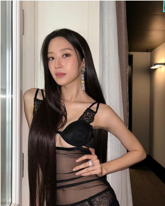 문가영 시스루
