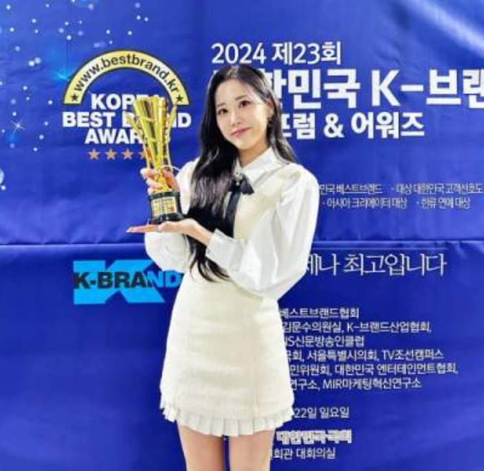 윤서령 수상 경력