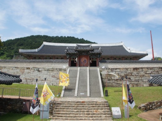 경남 여행지 추천 ❘ 통영 가볼만한 곳 베스트 10. 통영 삼도수군통제영