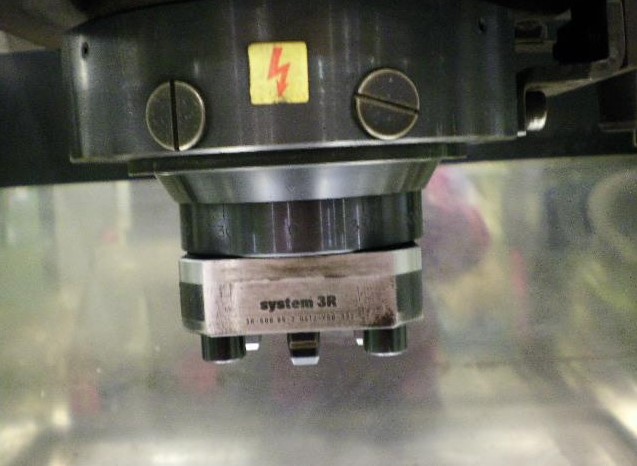 마키노 EDNC65 중고 방전기