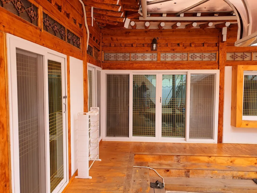 경주 황리단길 인기 가게, 핫플 맛집, 길거리 간식, 가볼만한곳, 한옥스테이 리스트