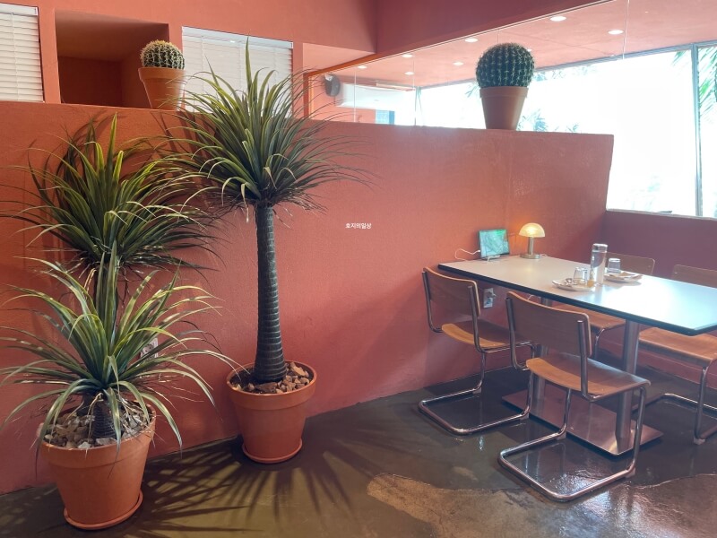 애견 동반 수원 맛집 뽁식당 호매실점 - 단독 좌석