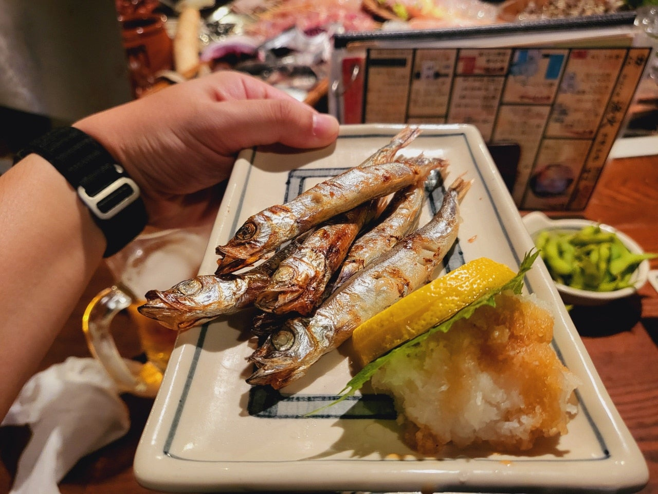 오사카 우메다 술집 이자카야 생맥주 한잔하기 좋은 로바다야끼 이사리비마츠다꼬치 오사사에 나온 맛집