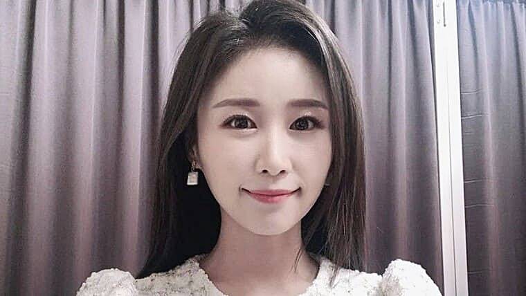 가수-이소나